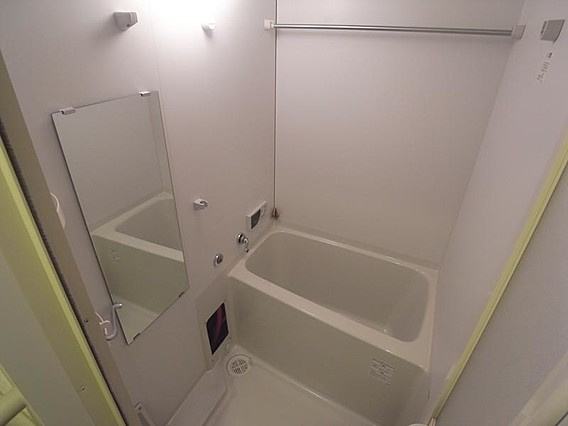 アドモリモト元町通の浴室