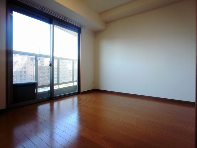 アドモリモト元町通の居間・リビング