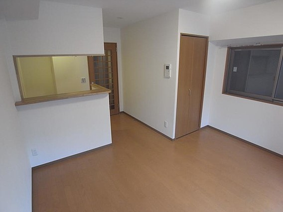 アドモリモト元町通の居間・リビング