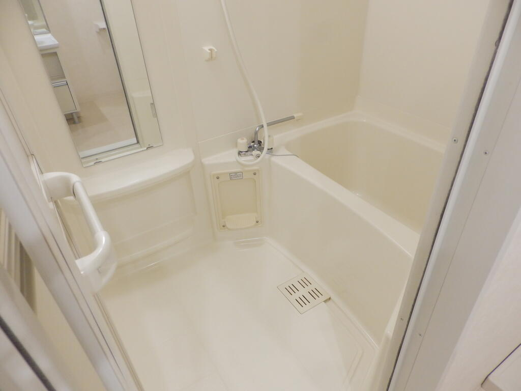 アロハ灘の浴室