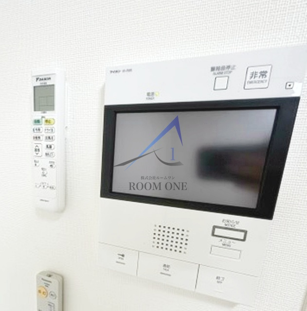 ガーラ武蔵小杉グランドステージのセキュリティ|モニター付きインターホンです。