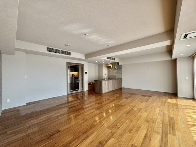 【居間・リビング】