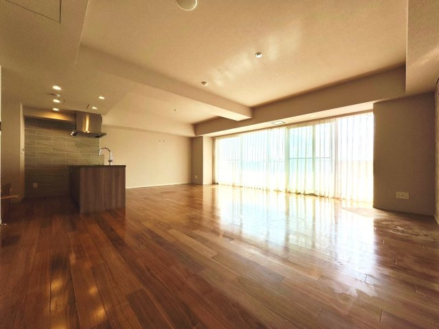 【居間・リビング】