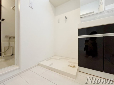 【設備】 | Grandtic Ban | 洗濯機置き場です