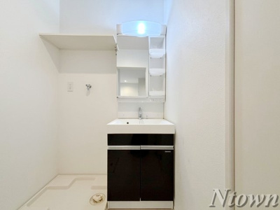 【独立洗面台】 | Grandtic Ban | 独立洗面台、朝の身支度には欠かせません