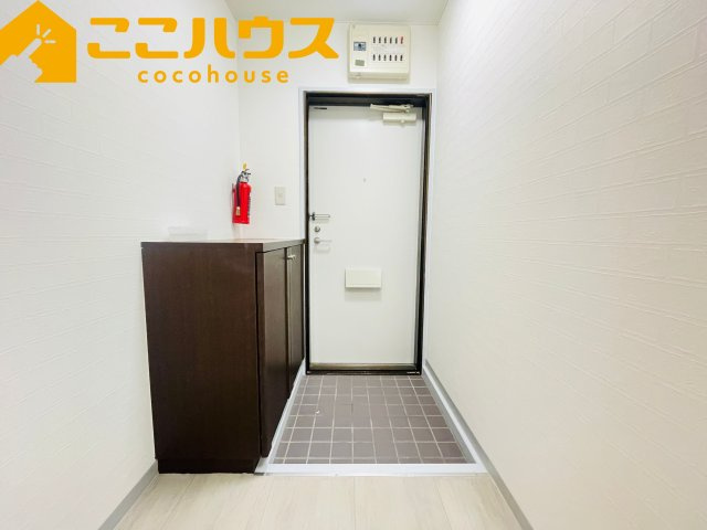 ライオンズガーデン長田の玄関