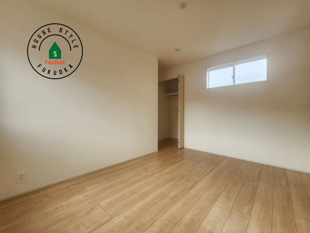 福岡市南区柏原1丁目第1-1棟（1号棟）の内観：施工例|採光良好な洋室は全居室、複層ガラスの遮熱効果と断熱効果で、一年中快適に過ごせます。