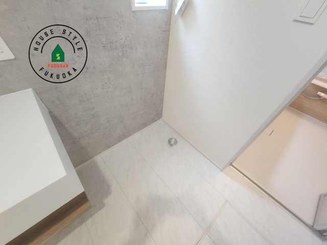 福岡市南区柏原1丁目第1-1棟（1号棟）の内観：施工例|ランドリースペースとなります。広々して有効的にご使用できます。 