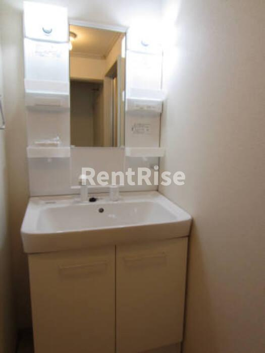 カムール高畑 Ｂの洗面所|サニタリー