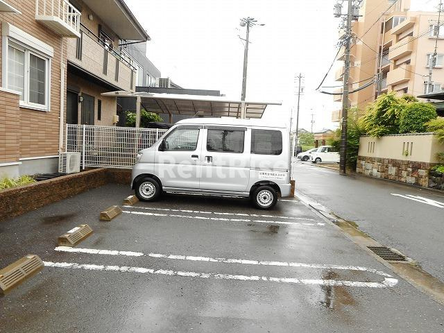 ナリッシュ　Ｍの駐車場|駐車場