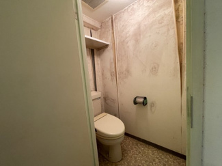 【トイレ】 | ヴェルドール琵琶湖リゾート | リフォーム必要です