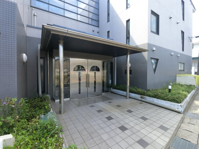 ＰＬＥＮＤＹ西船橋のエントランス