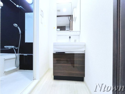 【独立洗面台】 | メイクスデザイン鶴舞 | 朝の身支度には欠かせない独立洗面化粧台