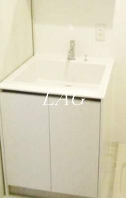 【洗面所】 | ラベルジェ渋谷神山町 | 独立洗面台です。