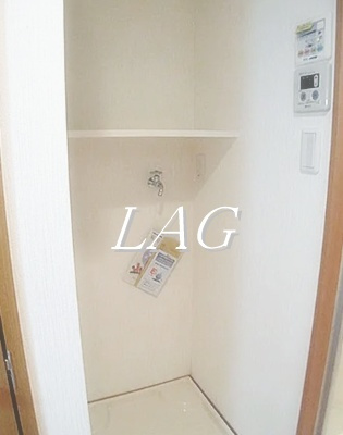 【設備】 | メッツプラザ野方 | 室内洗濯機置き場です。