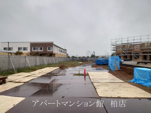 グラン　クリュＡの駐車場