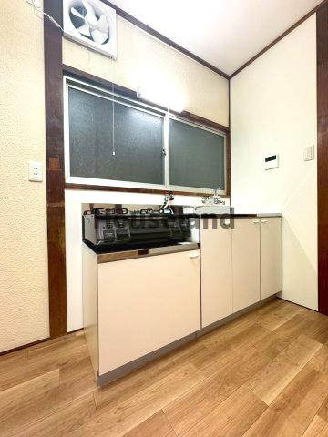 市小路戸建のキッチン