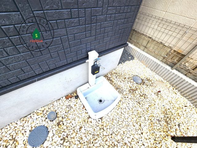 福岡市博多区南八幡町1丁目第1-3棟（1号棟）の庭|お庭で自由な時間を過ごせます。