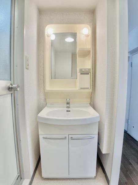 クレル洸雙の洗面所