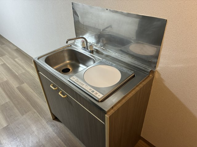 森島ビルⅡのキッチン|お料理しやすいキッチンです