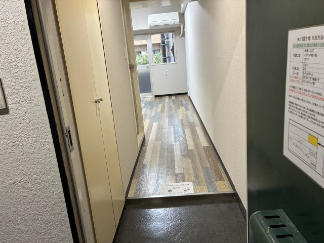 プラーズ南幸町Ⅰの玄関|ゆったりとした玄関です