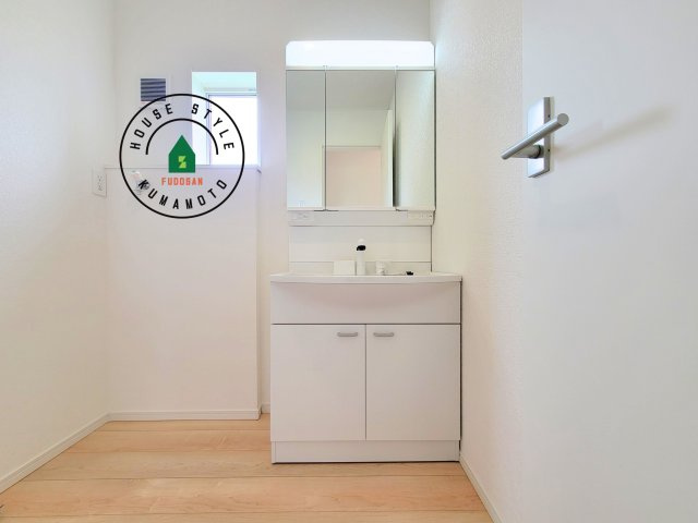 菊池市泗水町吉富第8₋3棟(3号棟)の内観：施工例|洗面所は小さなプライベートスペース。歯磨き、洗顔と毎日施す個人空間。