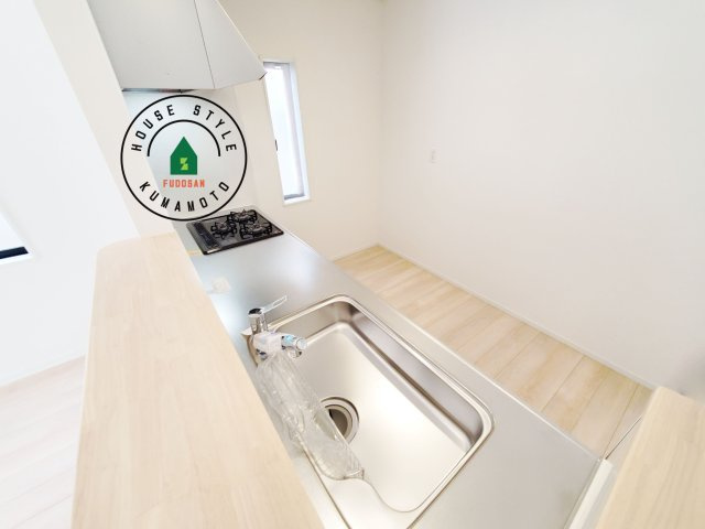 菊池市泗水町吉富第8₋3棟(3号棟)の内観：施工例|ダイニングとリビングのメリハリが付けやすい空間設計になっています。