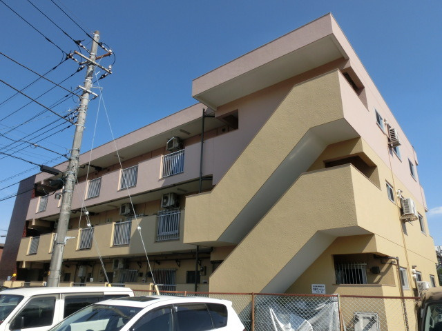 レジデンス三彰