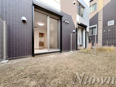 【バルコニー】 | クレストタップ名古屋ウエスト | 開放的で明るい空間を演出してくれるバルコニーです