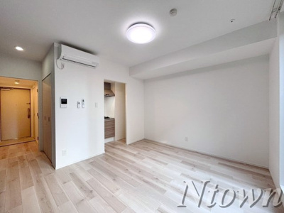 【居間・リビング】 | クレストタップ名古屋ウエスト | こちらの居間で趣味の時間をお楽しみください