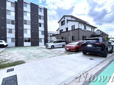 【駐車場】 | クレストタップ名古屋ウエスト | 駐車場です