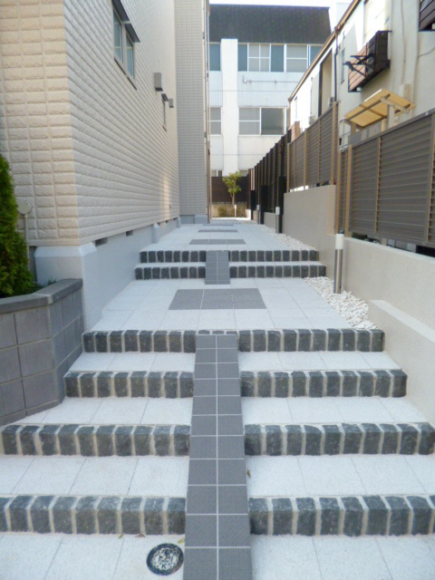 新宿区富久町の賃貸マンションのエントランス|★エントランス入口★