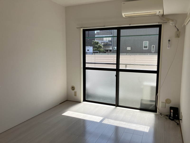 コーポラスモリノの居間・リビング