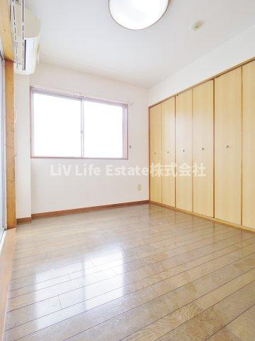 レスターテの寝室