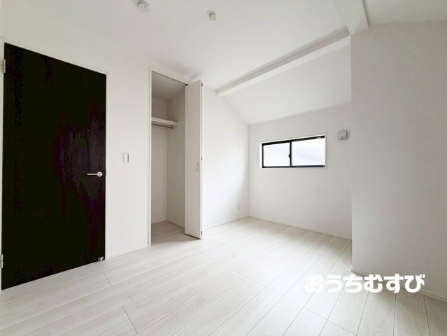 名東区神丘町3丁目(全2棟)の洋室