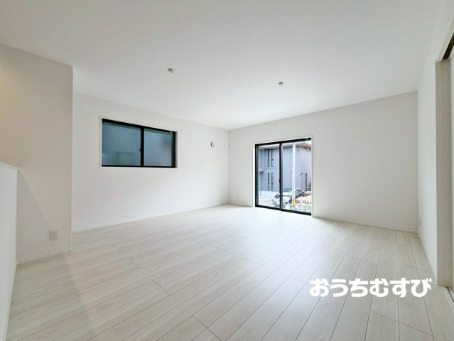 名東区神丘町3丁目(全2棟)の居間・リビング