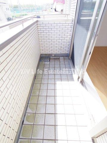 小平市小川町１丁目のテラスのバルコニー