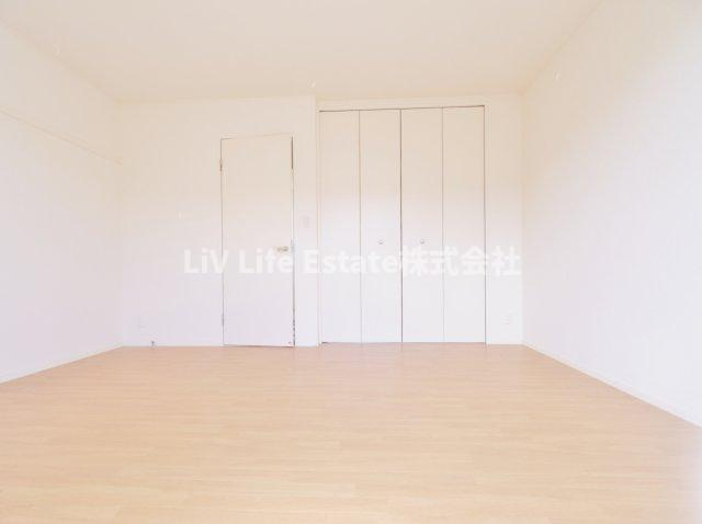 小平市小川町１丁目のテラスの寝室