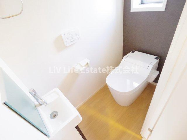 小平市小川町１丁目のテラスのトイレ