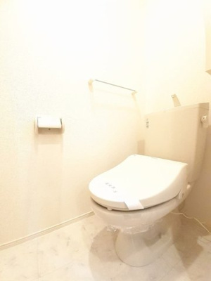 【トイレ】 | ポム・フルール