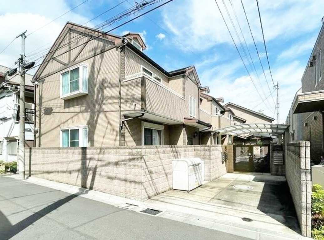 Wise Court　独立洗面台　最上階　オートロックの外観