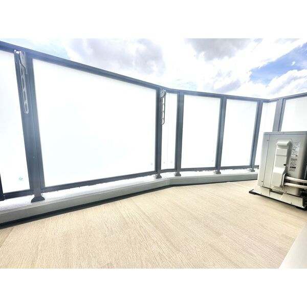 ディアレイシャス名古屋浄心　名古屋市賃貸　仲介手数料無料のバルコニー