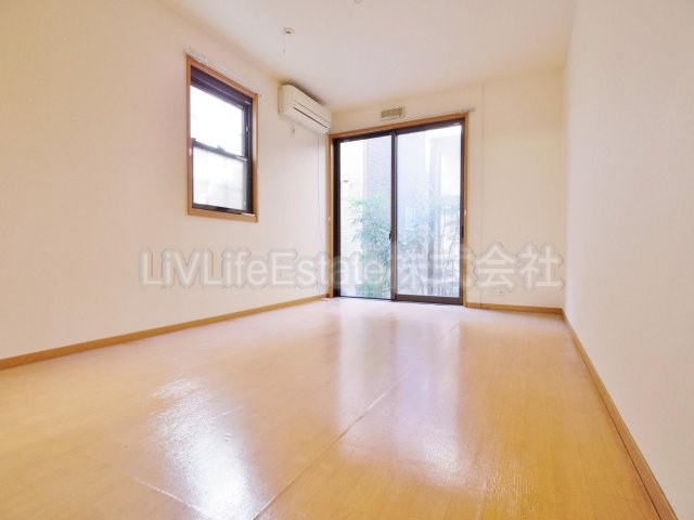 アーバンライフ花小金井の居間・リビング