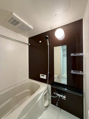 ディアレイシャス名古屋浄心　名古屋市賃貸　仲介手数料無料の浴室