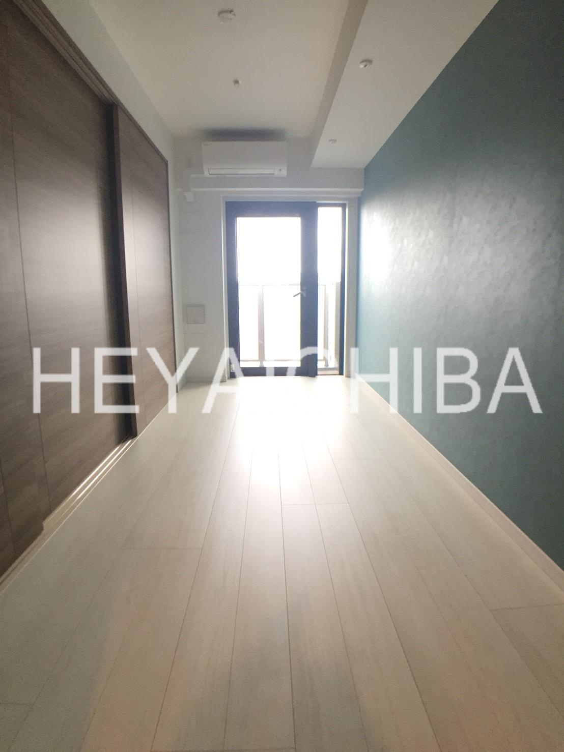 Log上野駅前の居間・リビング