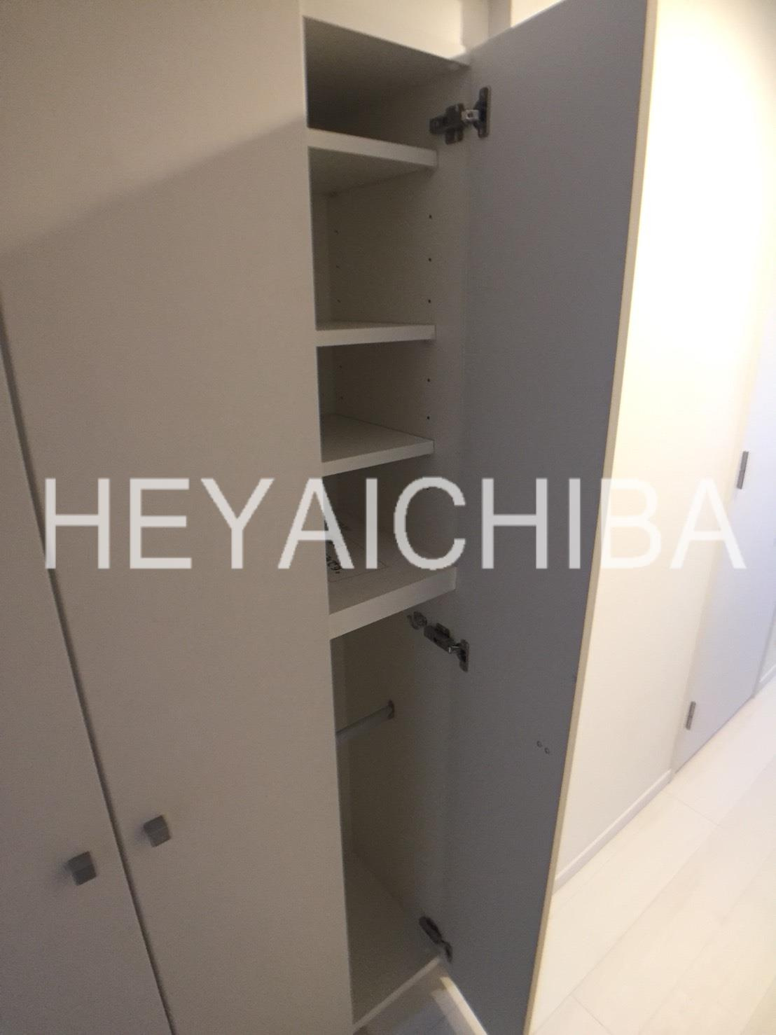 Log上野駅前の玄関|シューズボックス