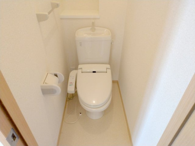 【トイレ】 | グランド スワード