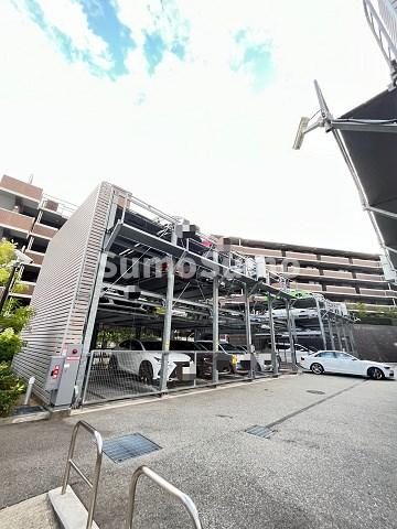 ライオンズ甲陽園グラングレイドの外観