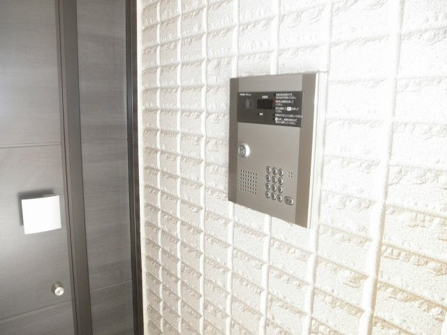 メゾンフォンテーヌSのエントランス