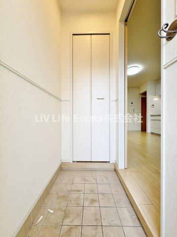 カルム上宿の玄関